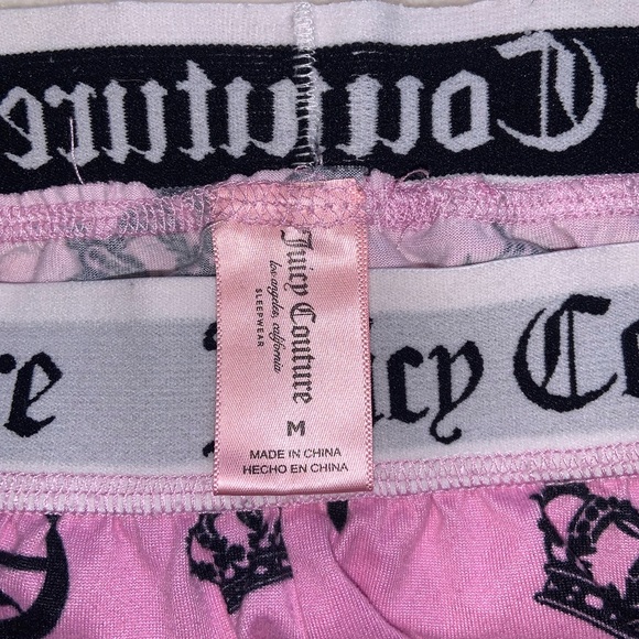 ✨Juicy Couture medium pink PJ shorts ✨ from the sleepwear collection ☁️ - Picture 3 of 9